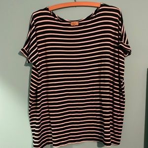 S Piko black & white top